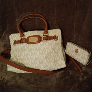 Michael Kors bag and matching wallet